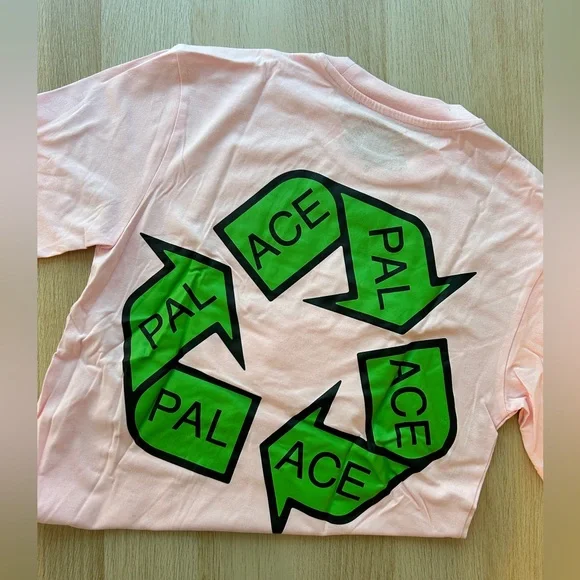 PALACE Pink P-Cycle T-Shirt Size S Recycle Logo NWOT - Picture 4 of 4